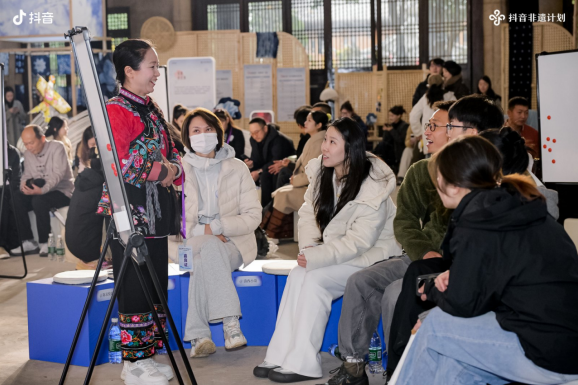 “抖音非遗嘉年华”落地2025非遗品牌推广周，助云南非遗打造新名片