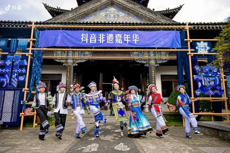 “抖音非遗嘉年华”亮相2025非遗品牌推广周，助云南非遗打造新名片