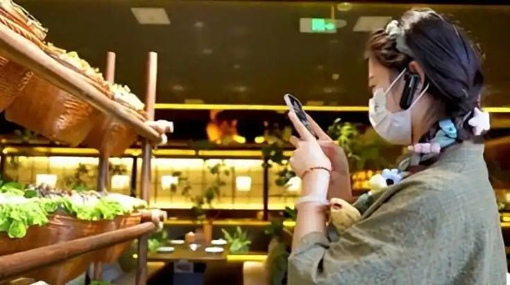 藏在山野间的自助火锅，凭什么靠抖音3个月开出12家分店？