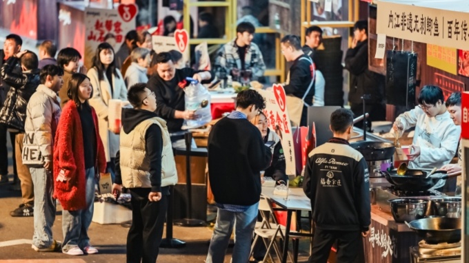 线上心动，线下行动：抖音多举措为小店赋能，让匠心不被辜负