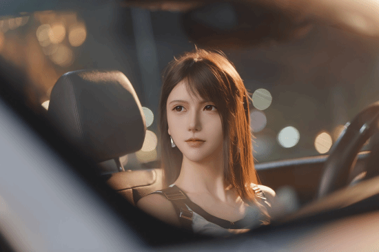 看到直接恍惚了！抖音第一蒂法低胸收腰造型 气质绝了