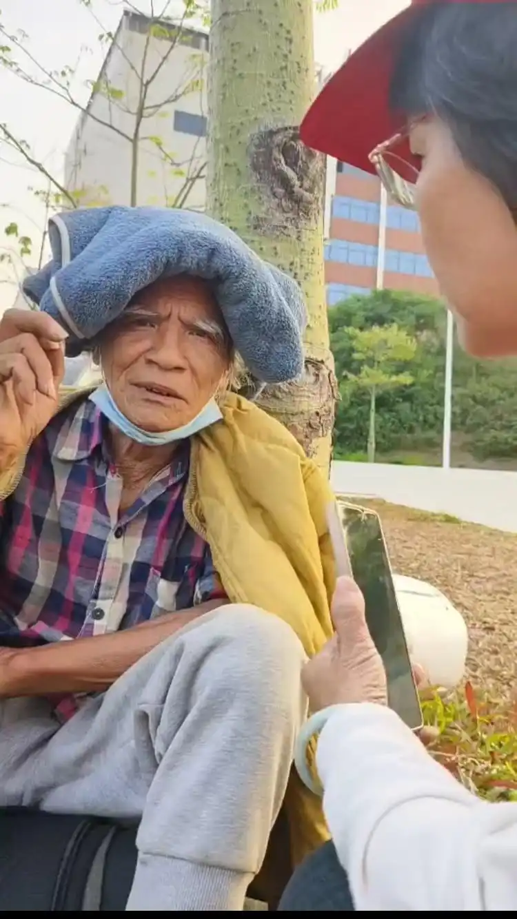 广东华侨“骑自行车回越南”后失踪28年，通过抖音寻人与家人重聚