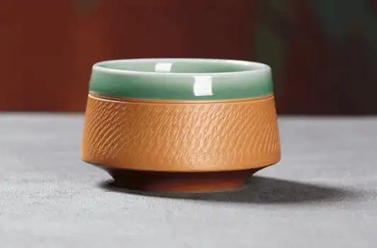 龙泉青瓷进入抖音直播间：看千年窑火如何“烧”出新生意