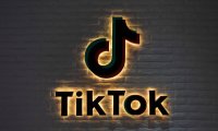 引力传媒：公司积极在TikTok平台开展社交营销业务并已获得TikTok英国区TSP与TAP牌照