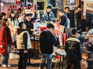 线上心动，线下行动：抖音多举措为小店赋能，让匠心不被辜负