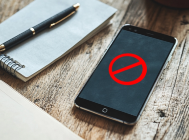 持续治理“畸形吃播”，抖音处置1.9万条违规内容、5020个直播间