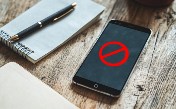 持续治理“畸形吃播”，抖音处置1.9万条违规内容、5020个直播间